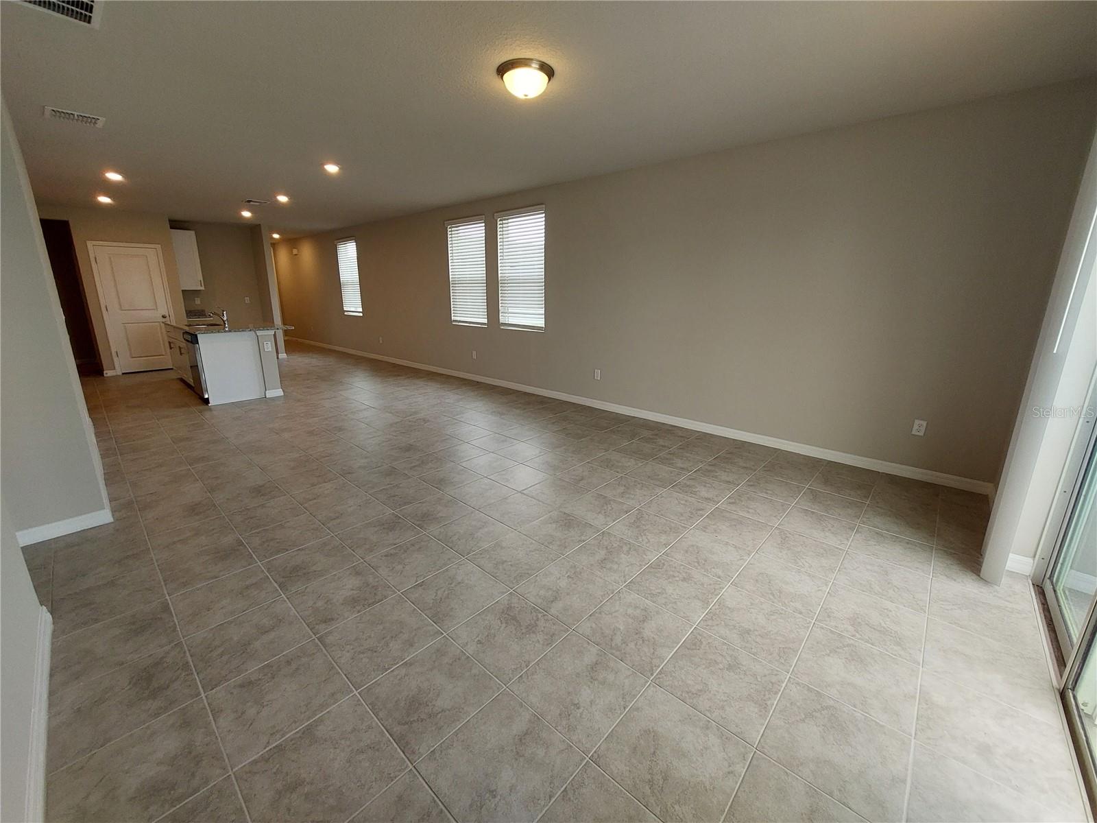 34609 TELLURIDE LN, ZEPHYRHILLS, FL, 33541
