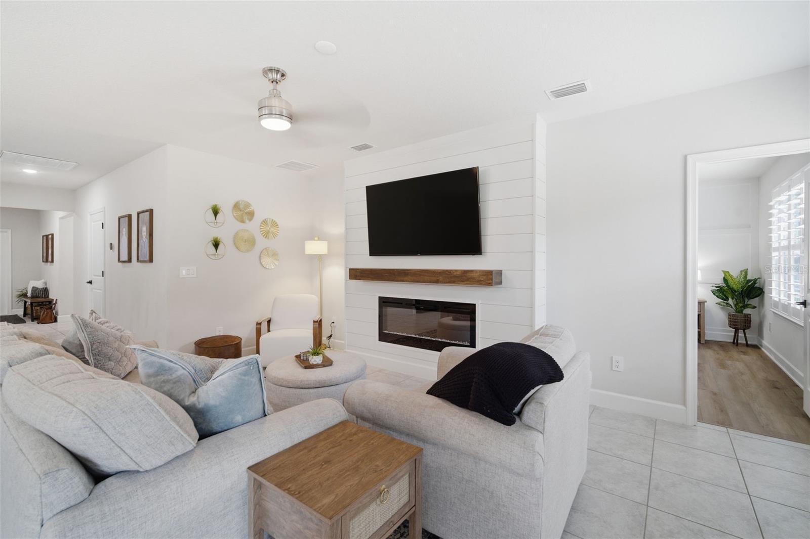 10325 GLIDING EAGLE WAY, LAND O LAKES, FL, 34638