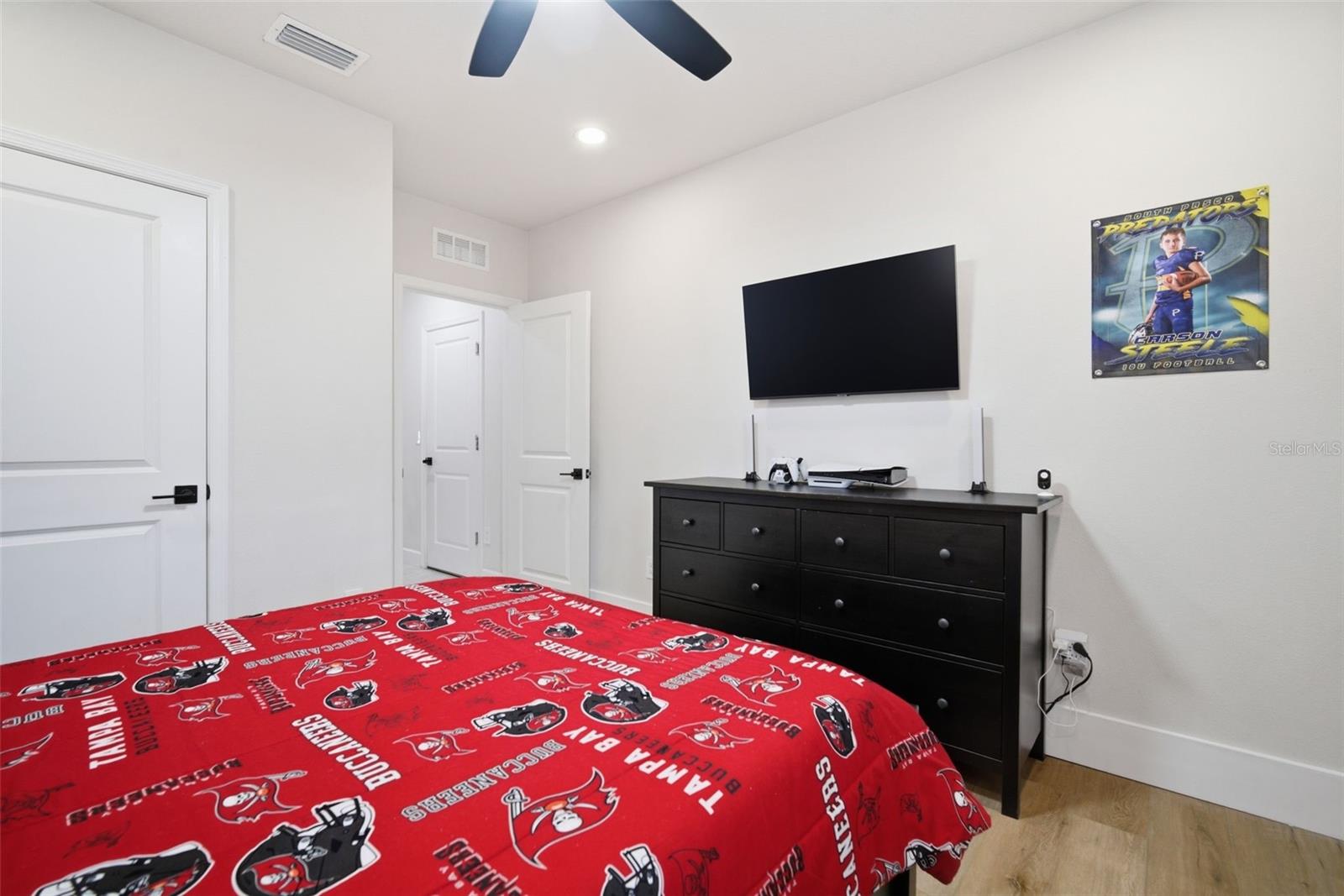 10325 GLIDING EAGLE WAY, LAND O LAKES, FL, 34638