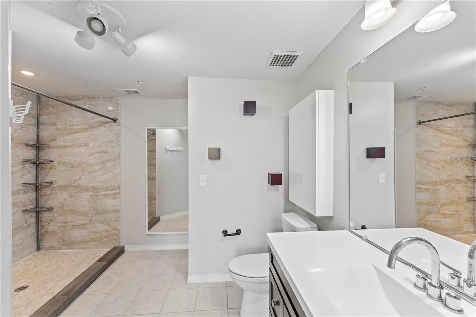 3384 CORONA VILLAGE WAY #102, ORLANDO, FL, 32835