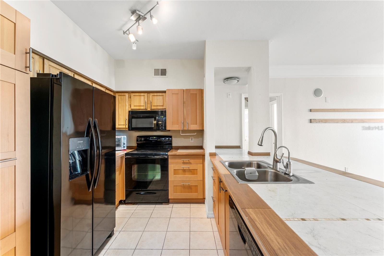 3384 CORONA VILLAGE WAY #102, ORLANDO, FL, 32835