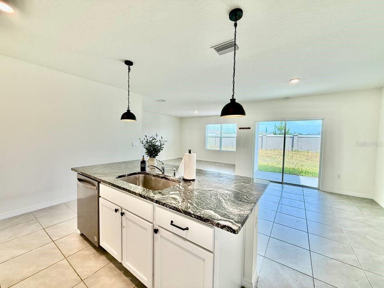 9098 FORGE BREEZE LOOP, WESLEY CHAPEL, FL, 33545