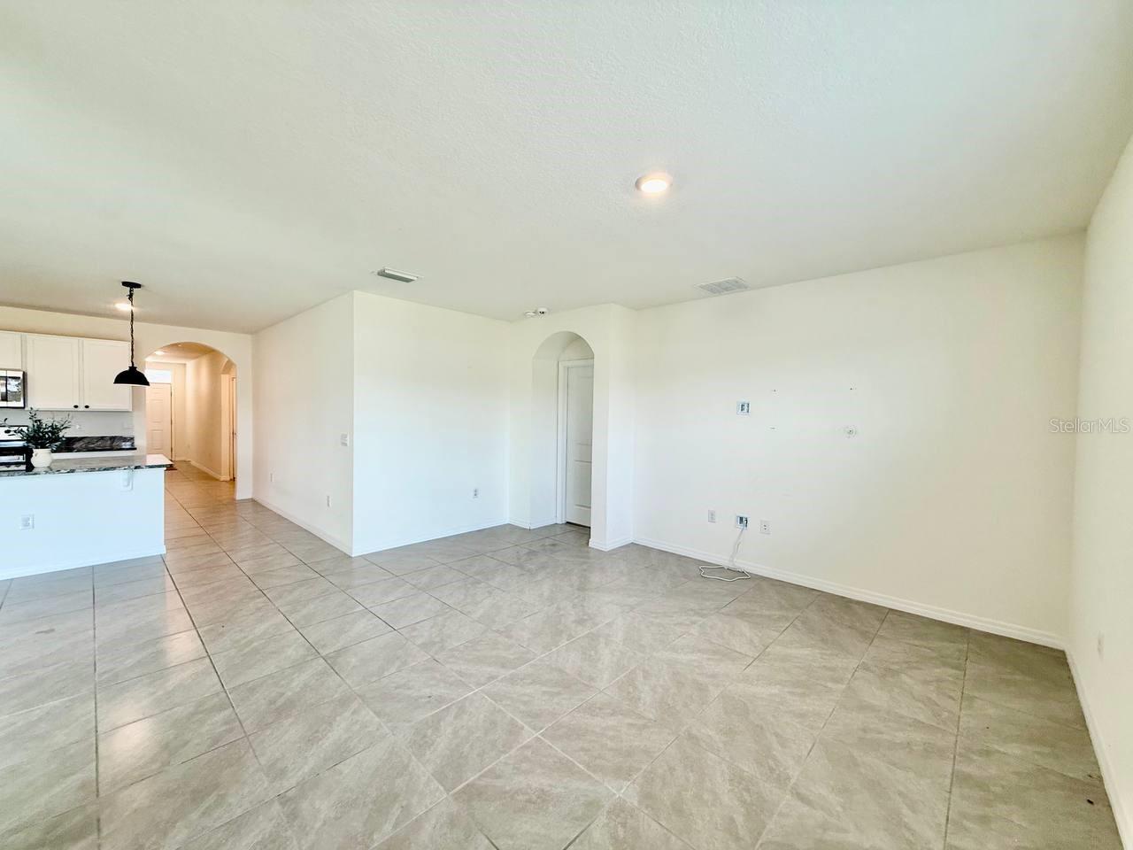 9098 FORGE BREEZE LOOP, WESLEY CHAPEL, FL, 33545