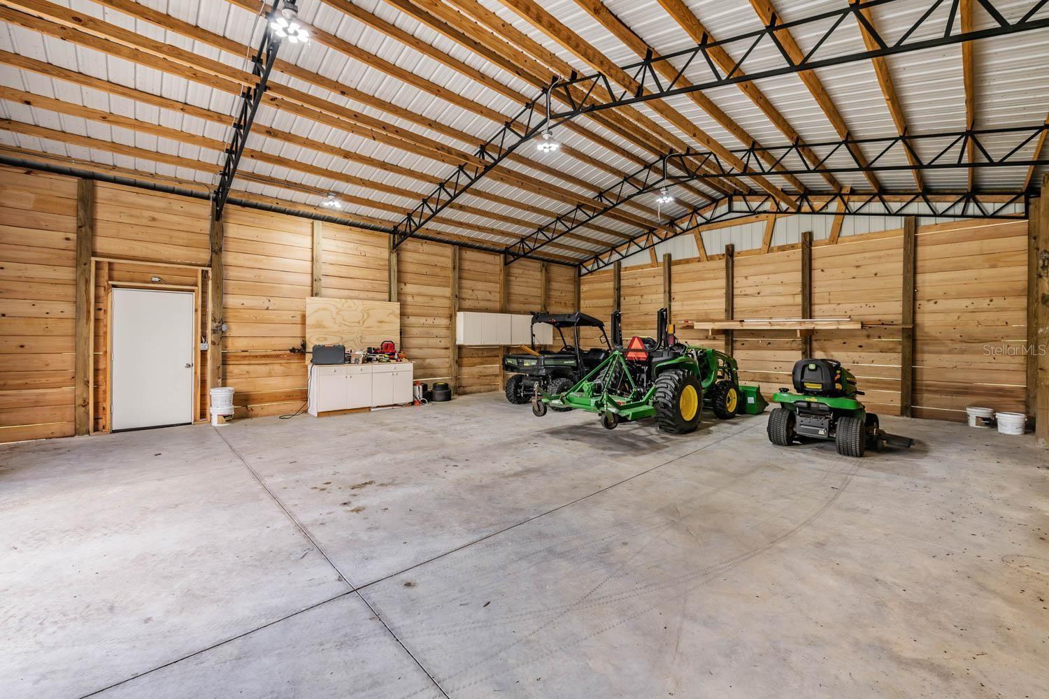 17833 HYLAND LN, DADE CITY, FL, 33523