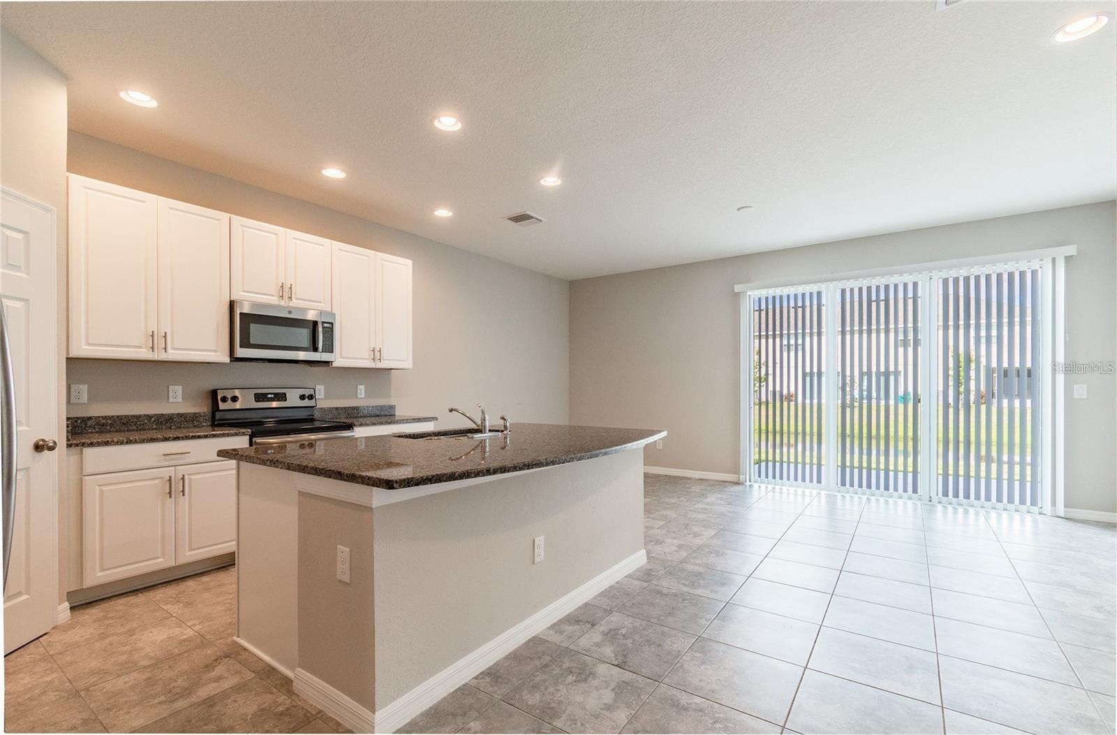 7009 GRAND ELM DR, RIVERVIEW, FL, 33578