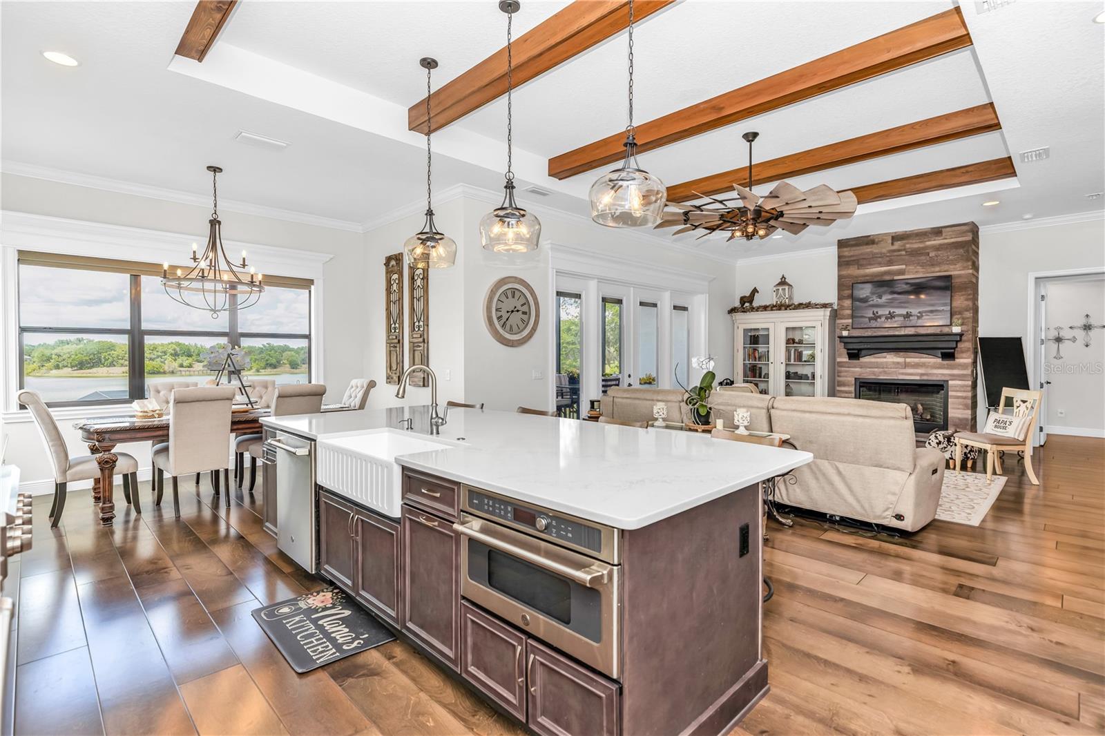 36751 BARRINGTON DR, EUSTIS, FL, 32736