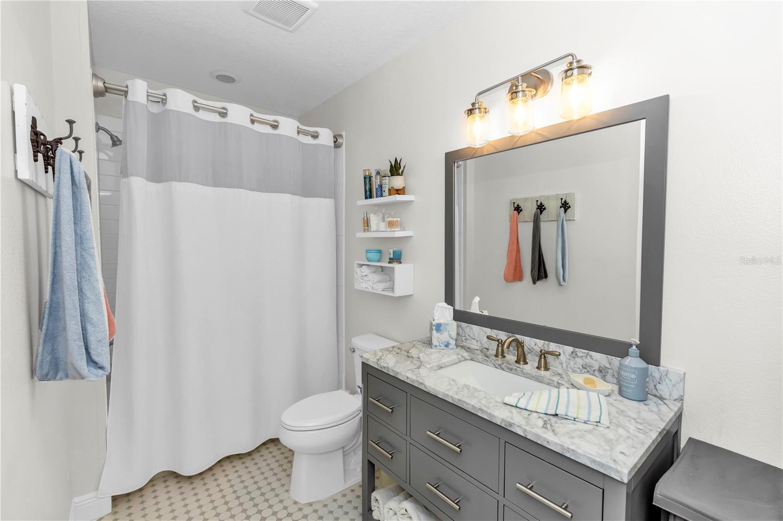 36751 BARRINGTON DR, EUSTIS, FL, 32736