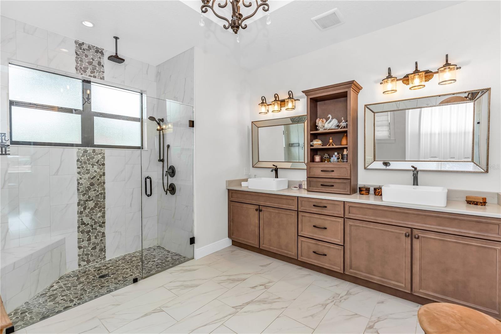 36751 BARRINGTON DR, EUSTIS, FL, 32736