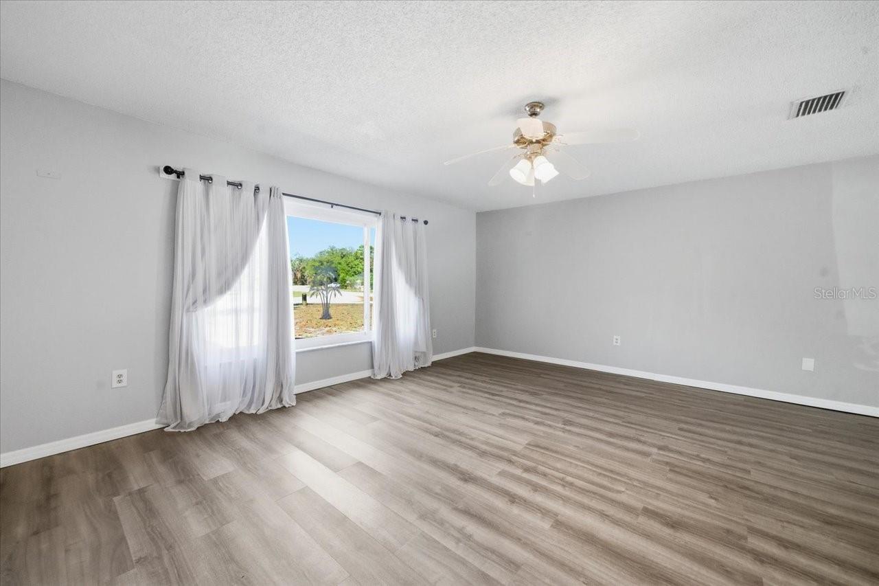 8370 WINDRIDGE WAY, WEEKI WACHEE, FL, 34613
