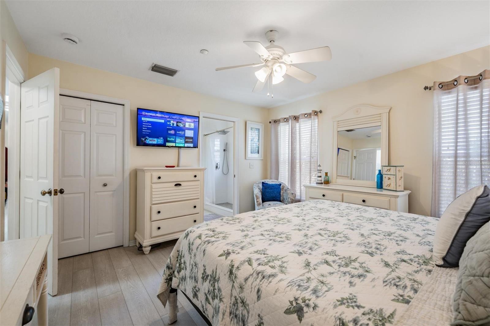 1500 GULF BLVD #204B, INDIAN ROCKS BEACH, FL, 33785
