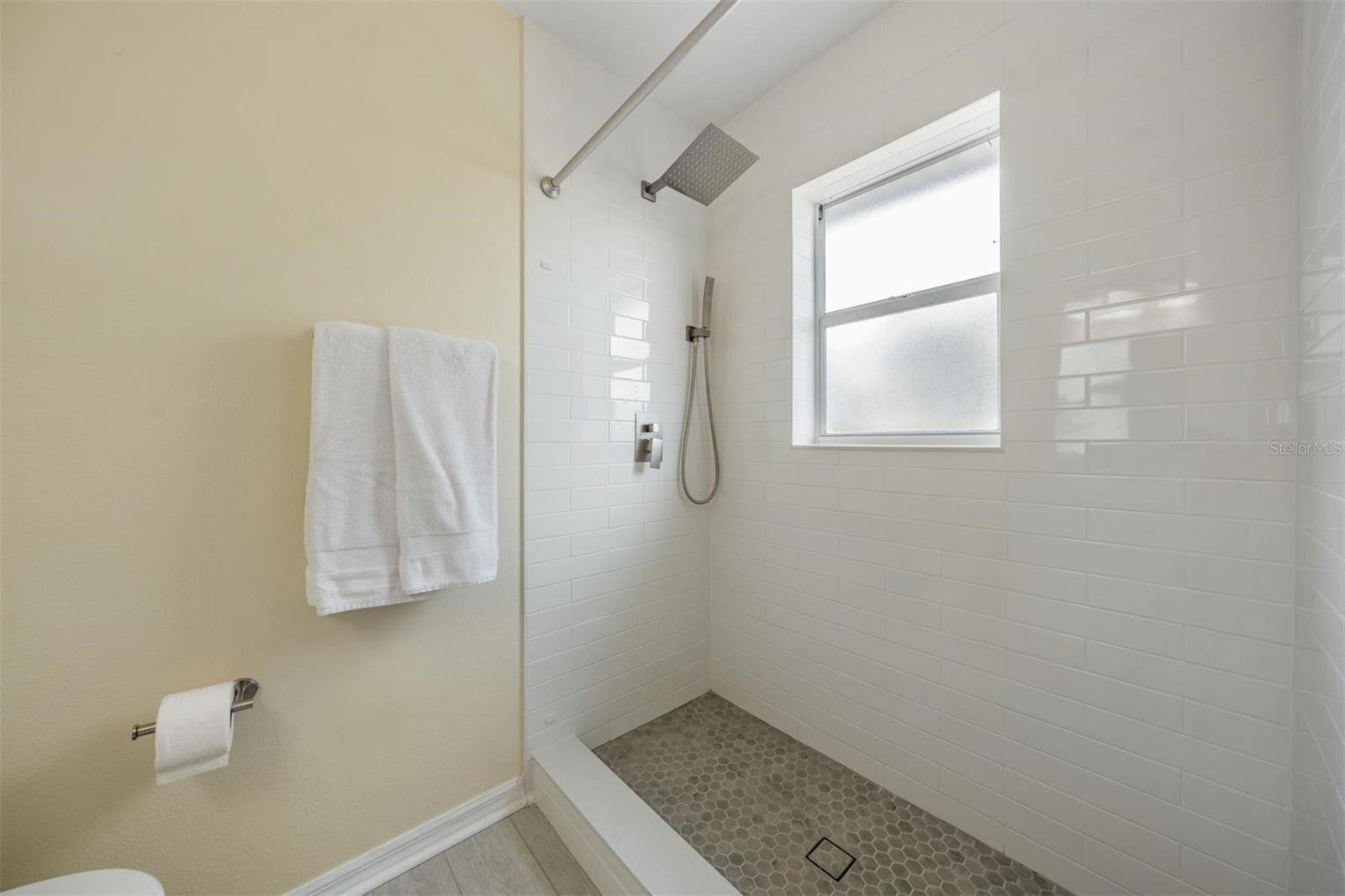 1500 GULF BLVD #204B, INDIAN ROCKS BEACH, FL, 33785