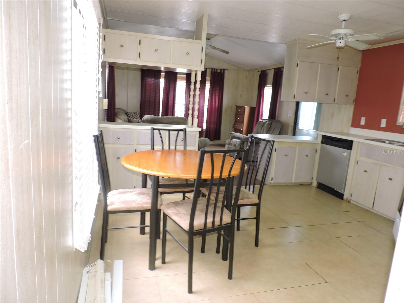 CALOOSA LAKE VILLAGE, LAKE WALES, FL, 33859