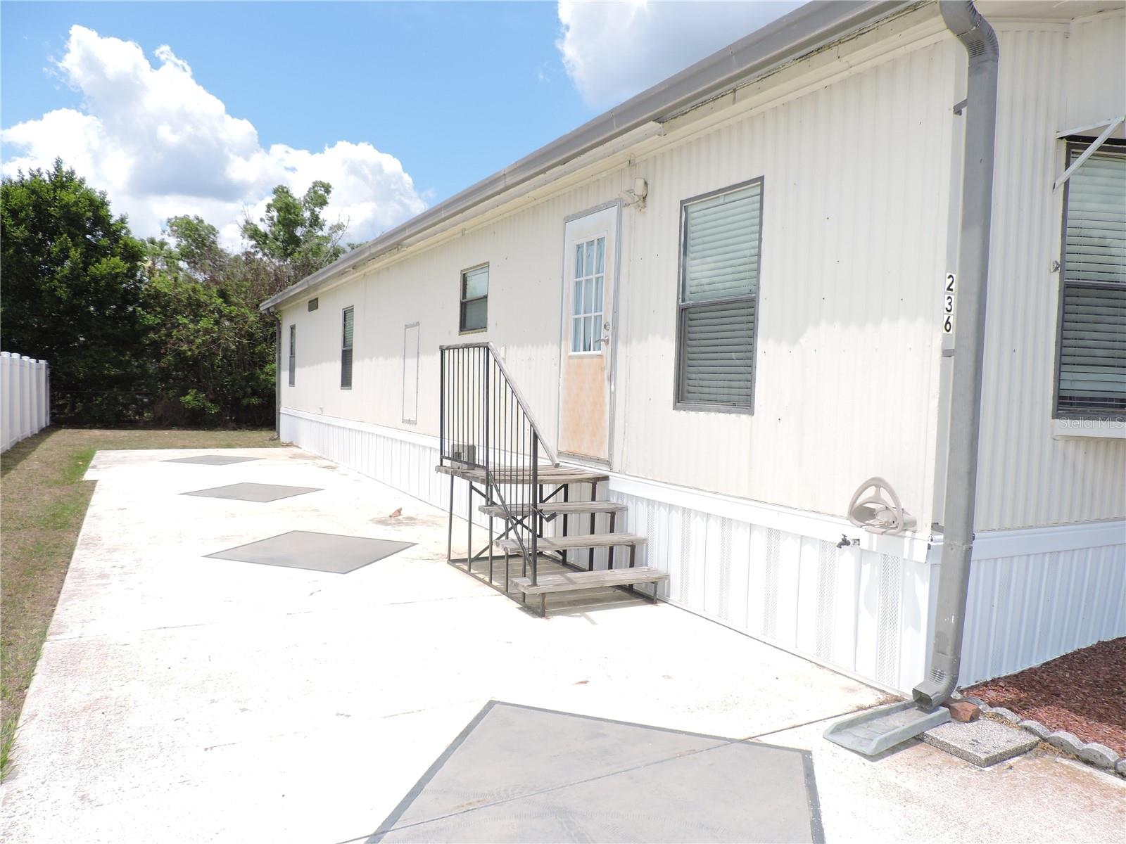 CALOOSA LAKE VILLAGE, LAKE WALES, FL, 33859