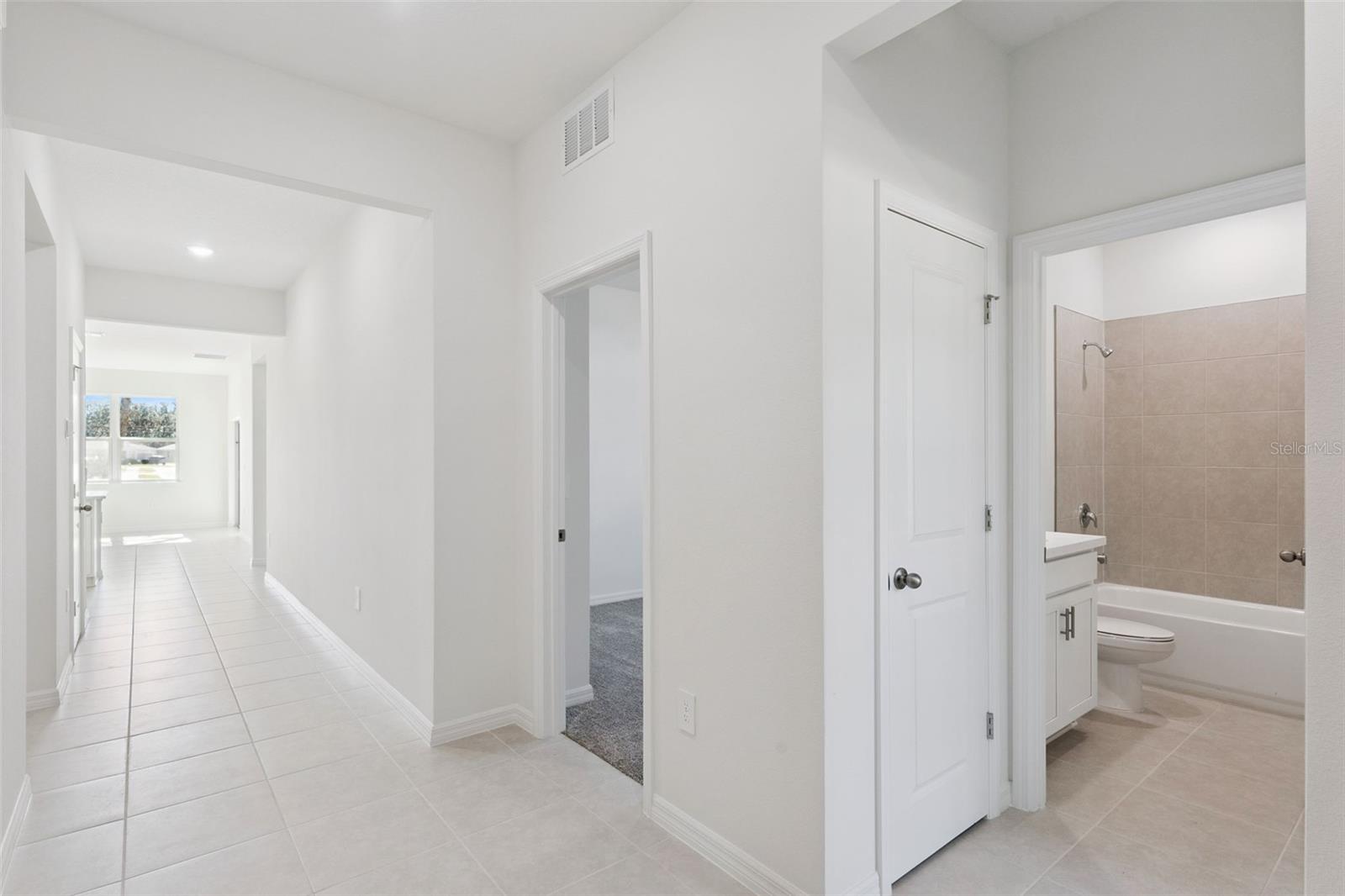 4300 DARBY CT, EUSTIS, FL, 32736