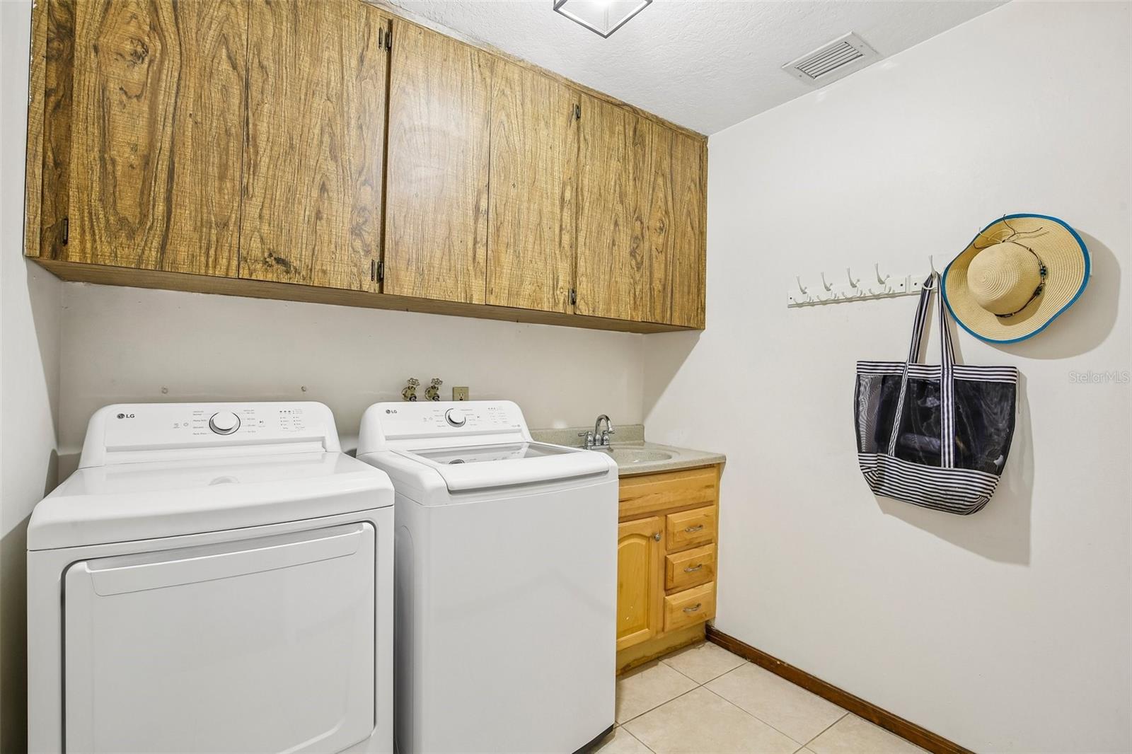 1314 ENISWOOD PKWY, PALM HARBOR, FL, 34683