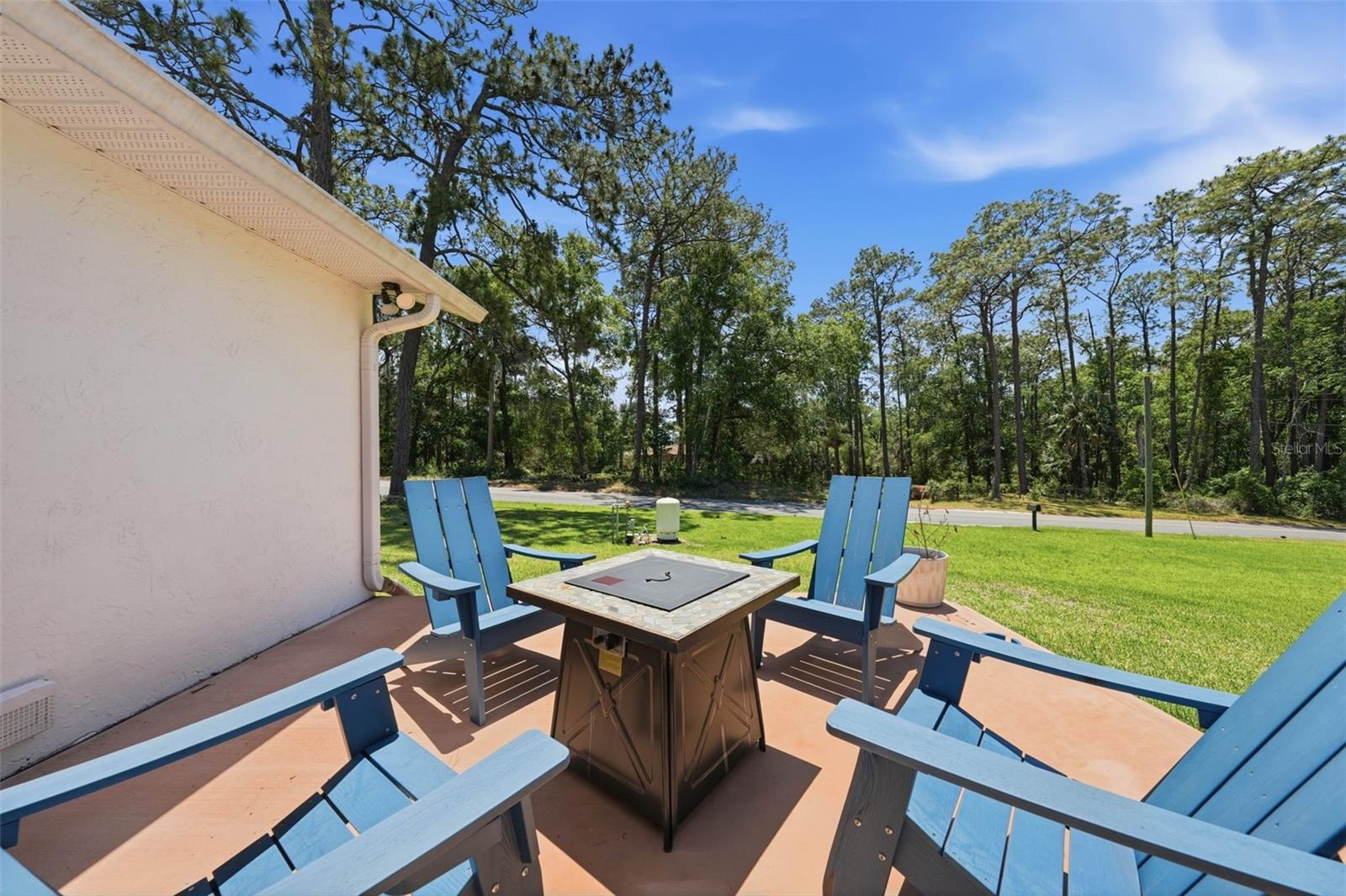 37237 GRAYS AIRPORT RD, LADY LAKE, FL, 32159