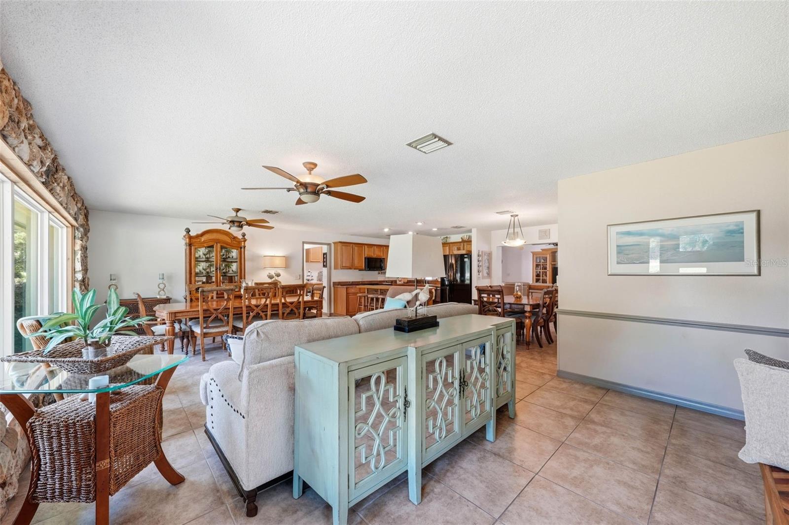 37237 GRAYS AIRPORT RD, LADY LAKE, FL, 32159