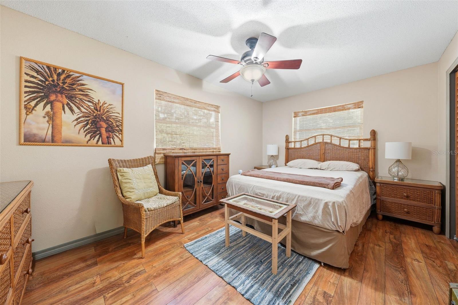 37237 GRAYS AIRPORT RD, LADY LAKE, FL, 32159