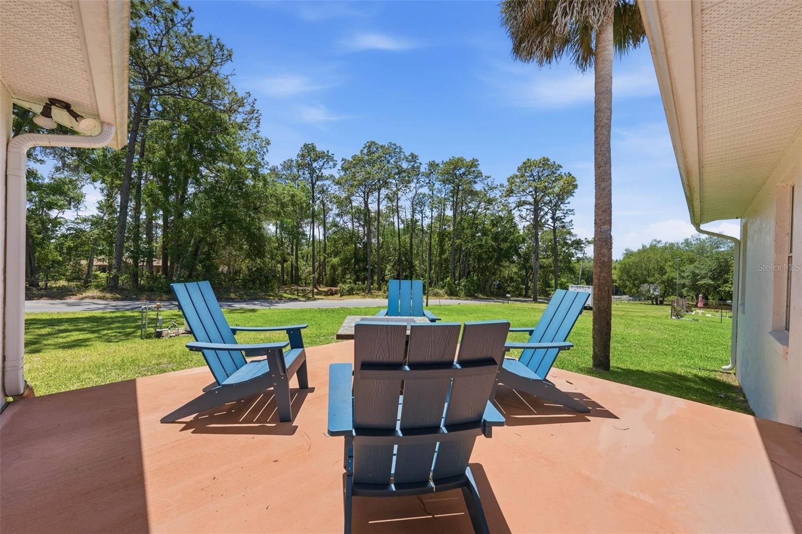 37237 GRAYS AIRPORT RD, LADY LAKE, FL, 32159