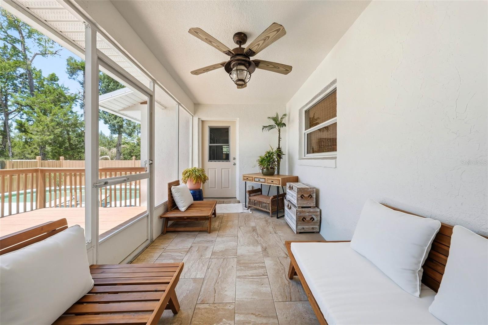 37237 GRAYS AIRPORT RD, LADY LAKE, FL, 32159