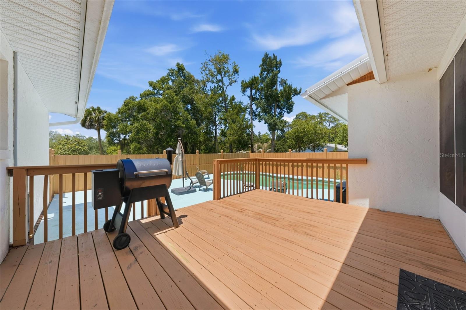 37237 GRAYS AIRPORT RD, LADY LAKE, FL, 32159