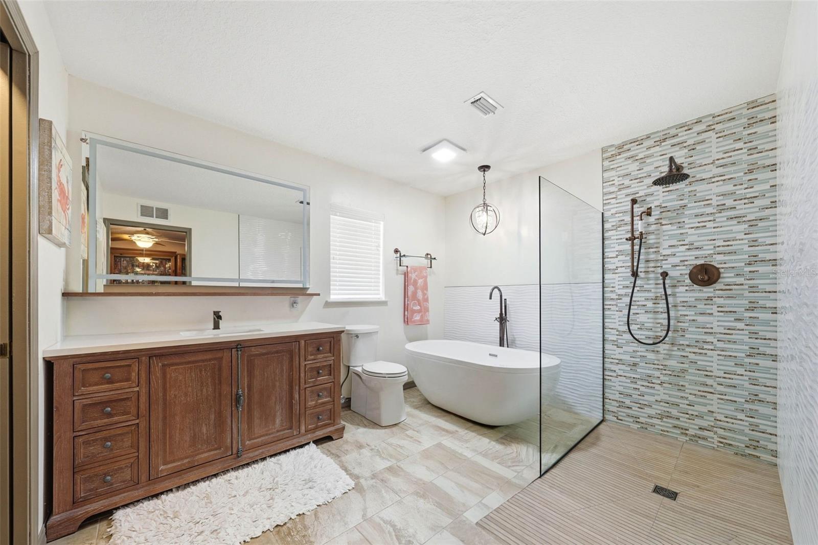37237 GRAYS AIRPORT RD, LADY LAKE, FL, 32159