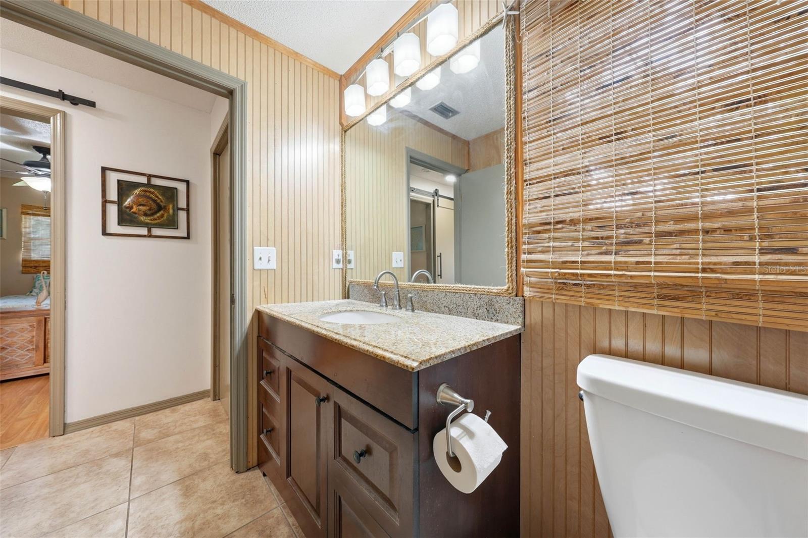 37237 GRAYS AIRPORT RD, LADY LAKE, FL, 32159