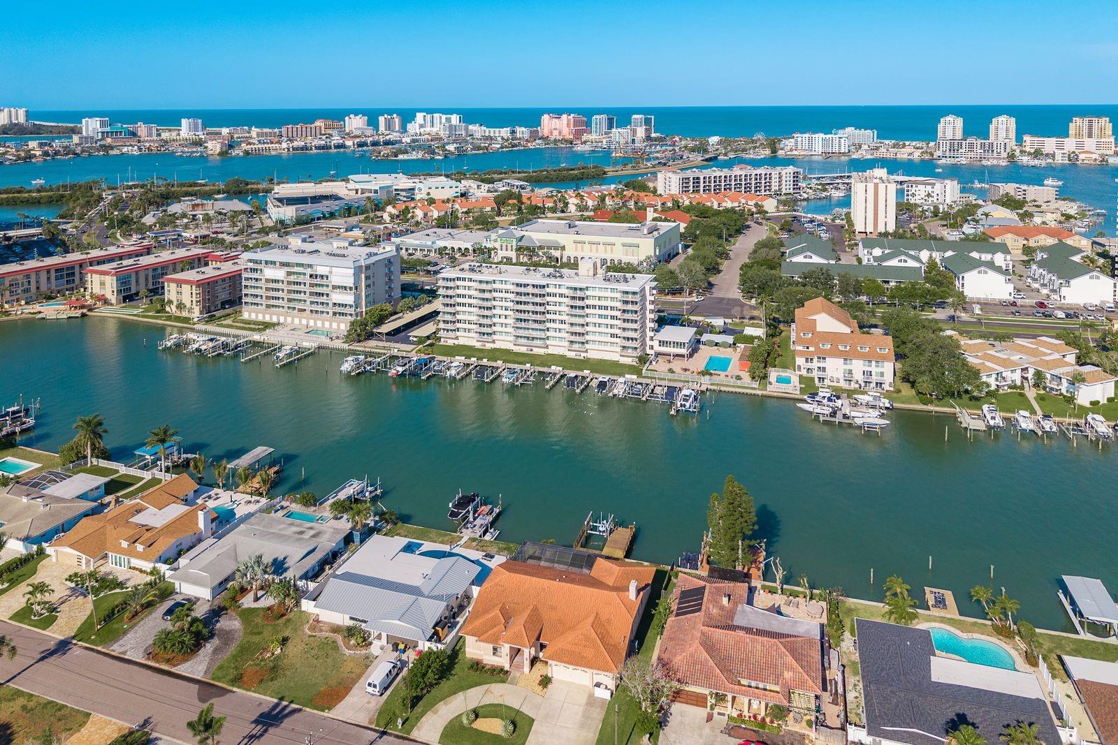 223 ISLAND WAY #2D, CLEARWATER BEACH, FL, 33767