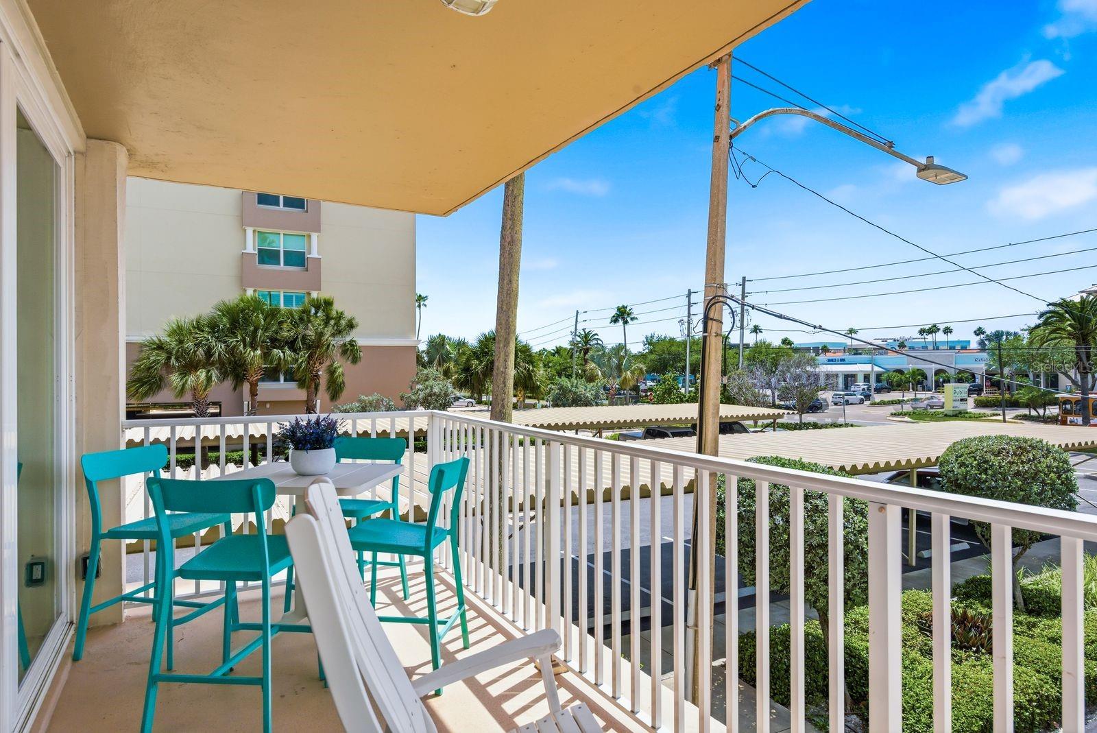 223 ISLAND WAY #2D, CLEARWATER BEACH, FL, 33767