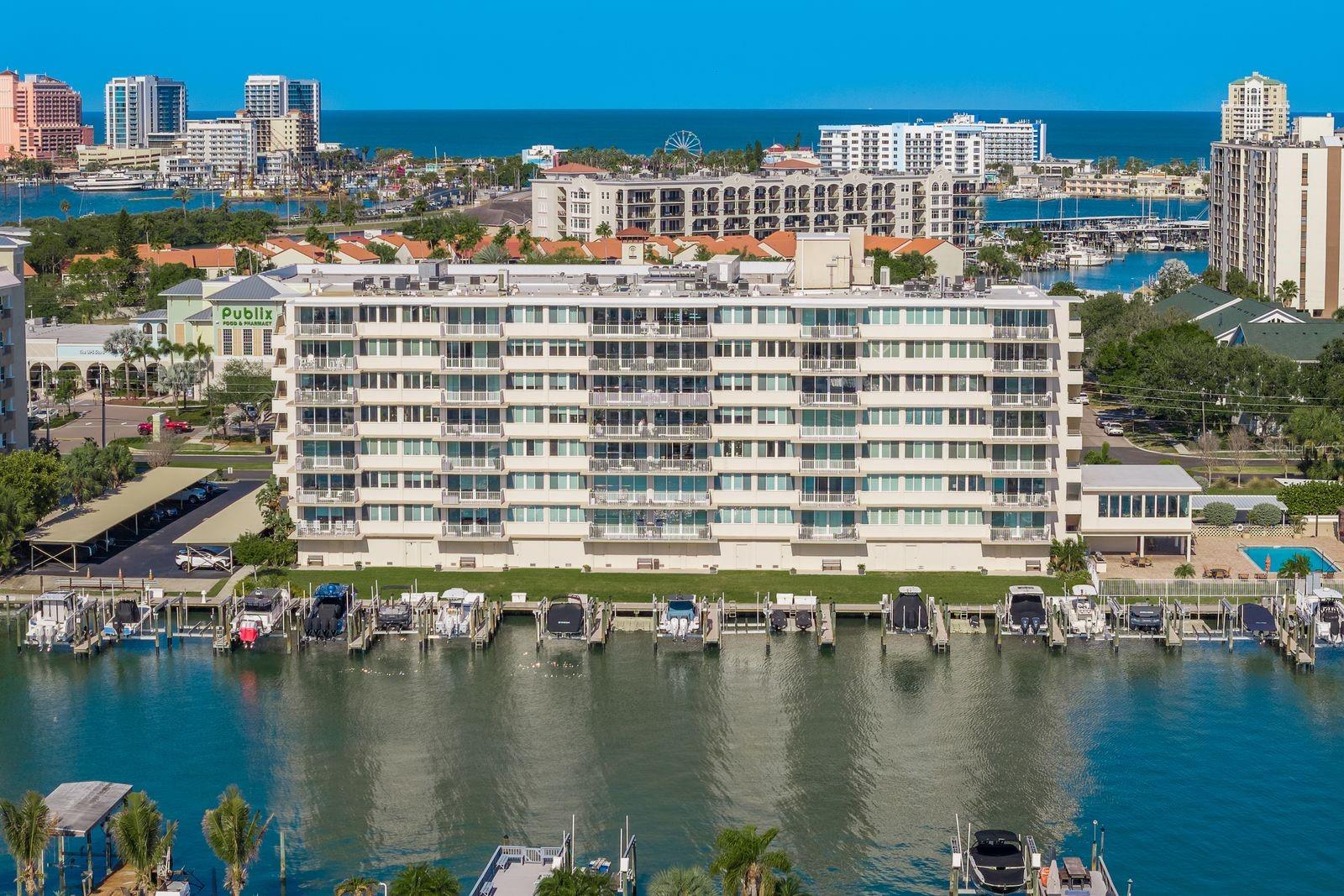 223 ISLAND WAY #2D, CLEARWATER BEACH, FL, 33767