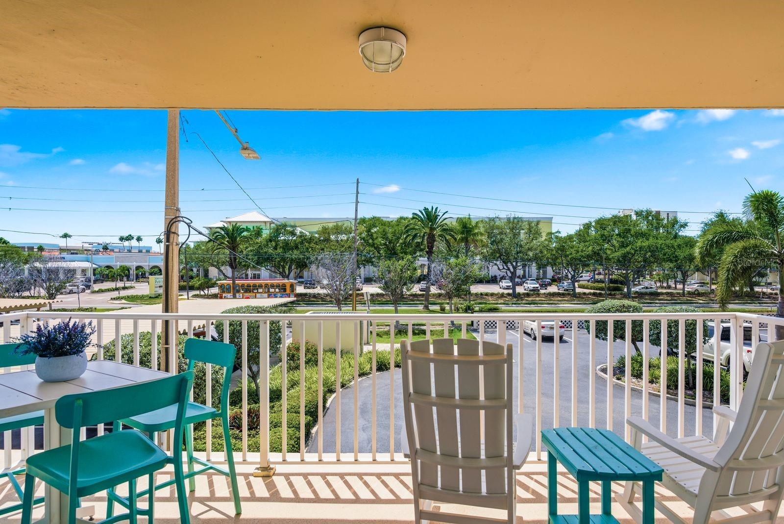 223 ISLAND WAY #2D, CLEARWATER BEACH, FL, 33767