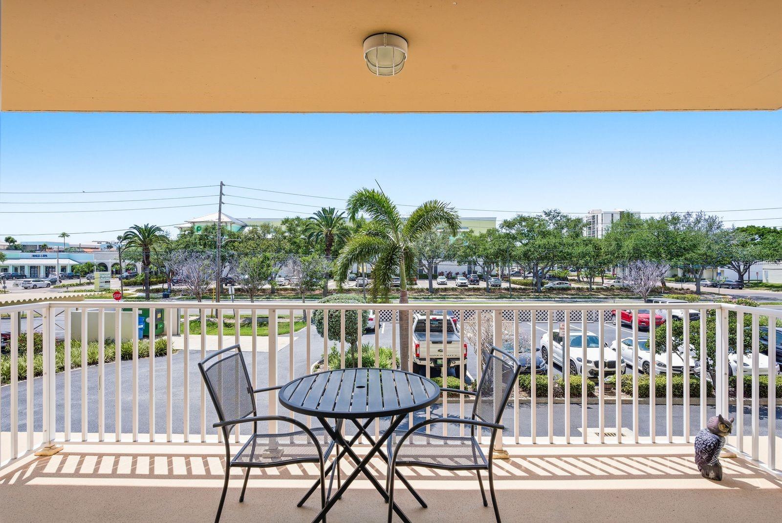 223 ISLAND WAY #2D, CLEARWATER BEACH, FL, 33767