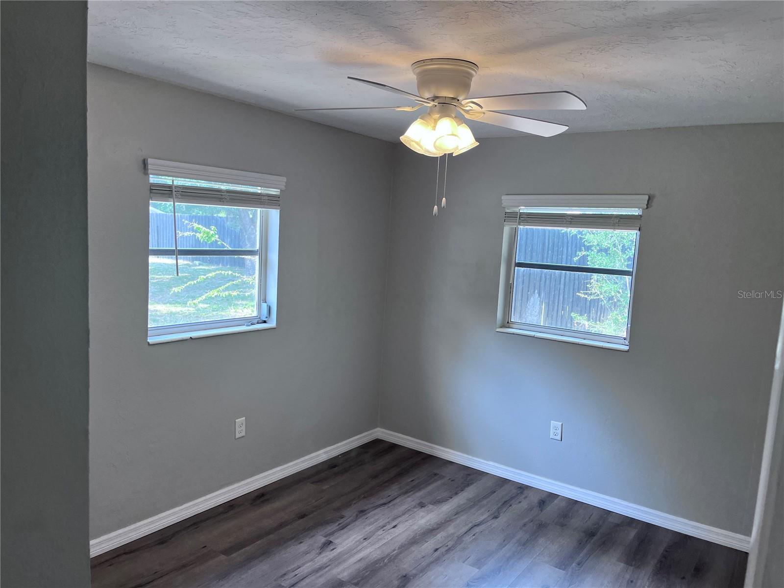 6524 48TH AVENUE DR E, BRADENTON, FL, 34203