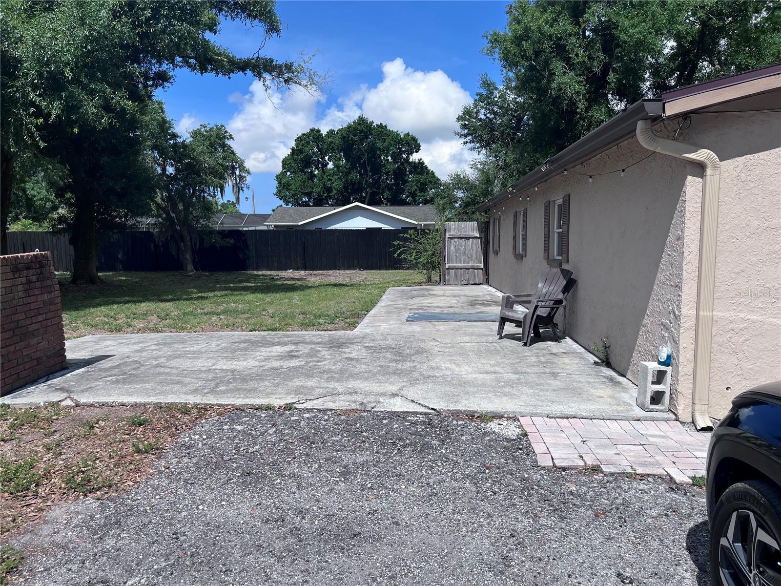 6524 48TH AVENUE DR E, BRADENTON, FL, 34203