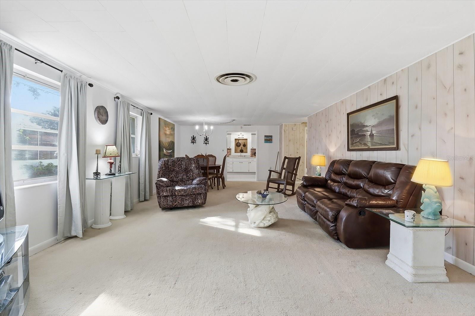 11641 E SALMON DR, FLORAL CITY, FL, 34436