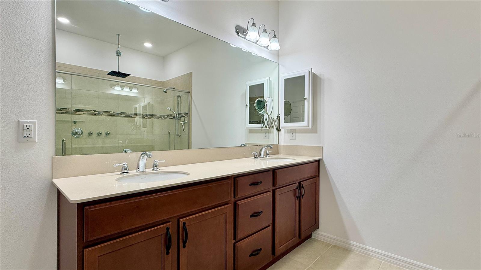 356 BELLA CORTINA DR, KISSIMMEE, FL, 34759