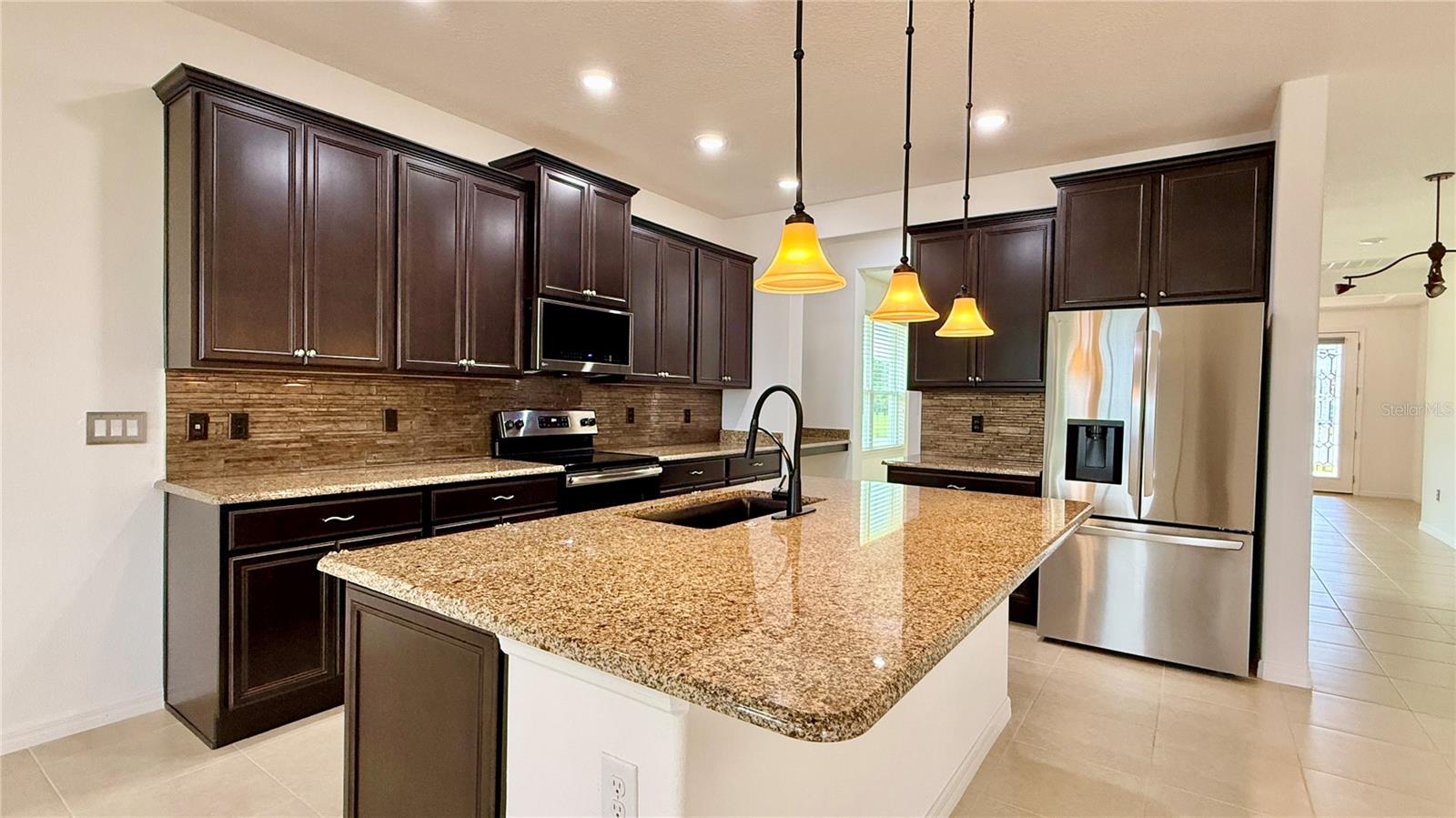 356 BELLA CORTINA DR, KISSIMMEE, FL, 34759