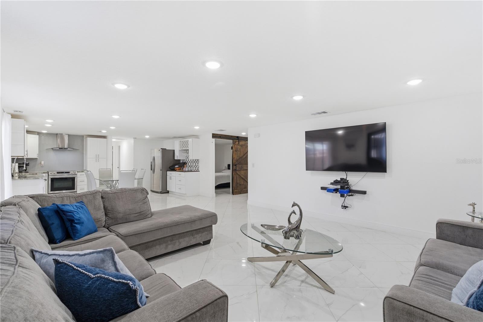 601 GOLF AND SEA BLVD, APOLLO BEACH, FL, 33572