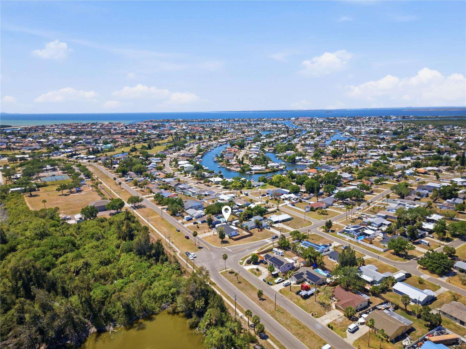 601 GOLF AND SEA BLVD, APOLLO BEACH, FL, 33572