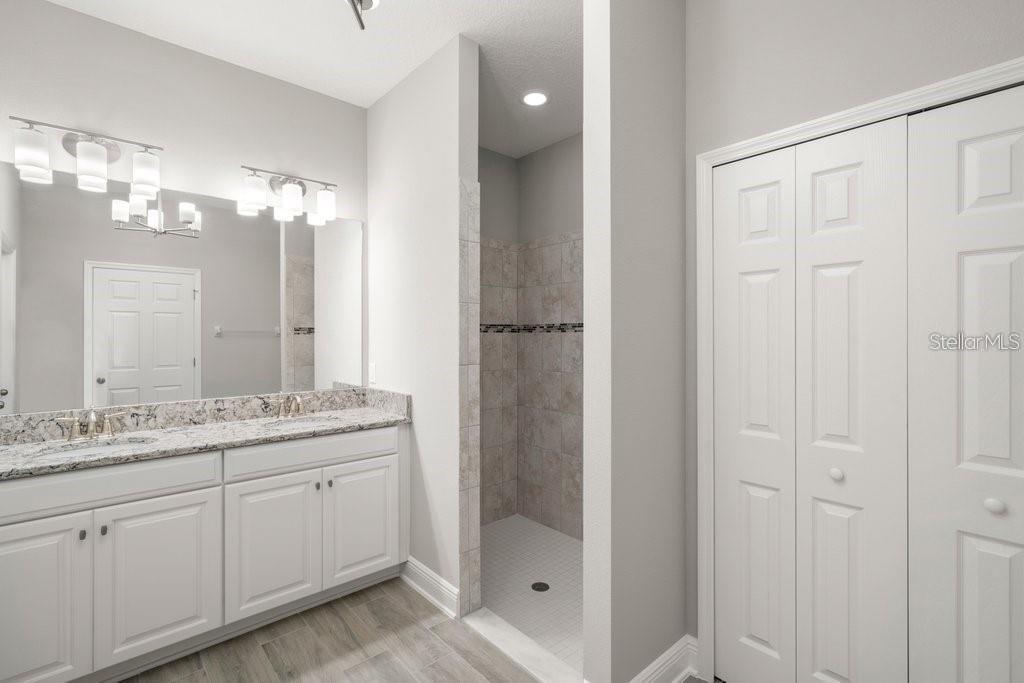 16049 SONOMA GROVE CIR, TAMPA, FL, 33647
