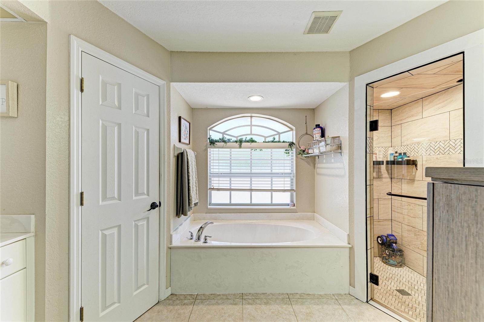 1050 NORTHVIEW ST, PORT CHARLOTTE, FL, 33952