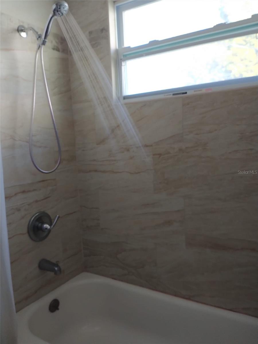 6224 FLORIDA DR, APOLLO BEACH, FL, 33572