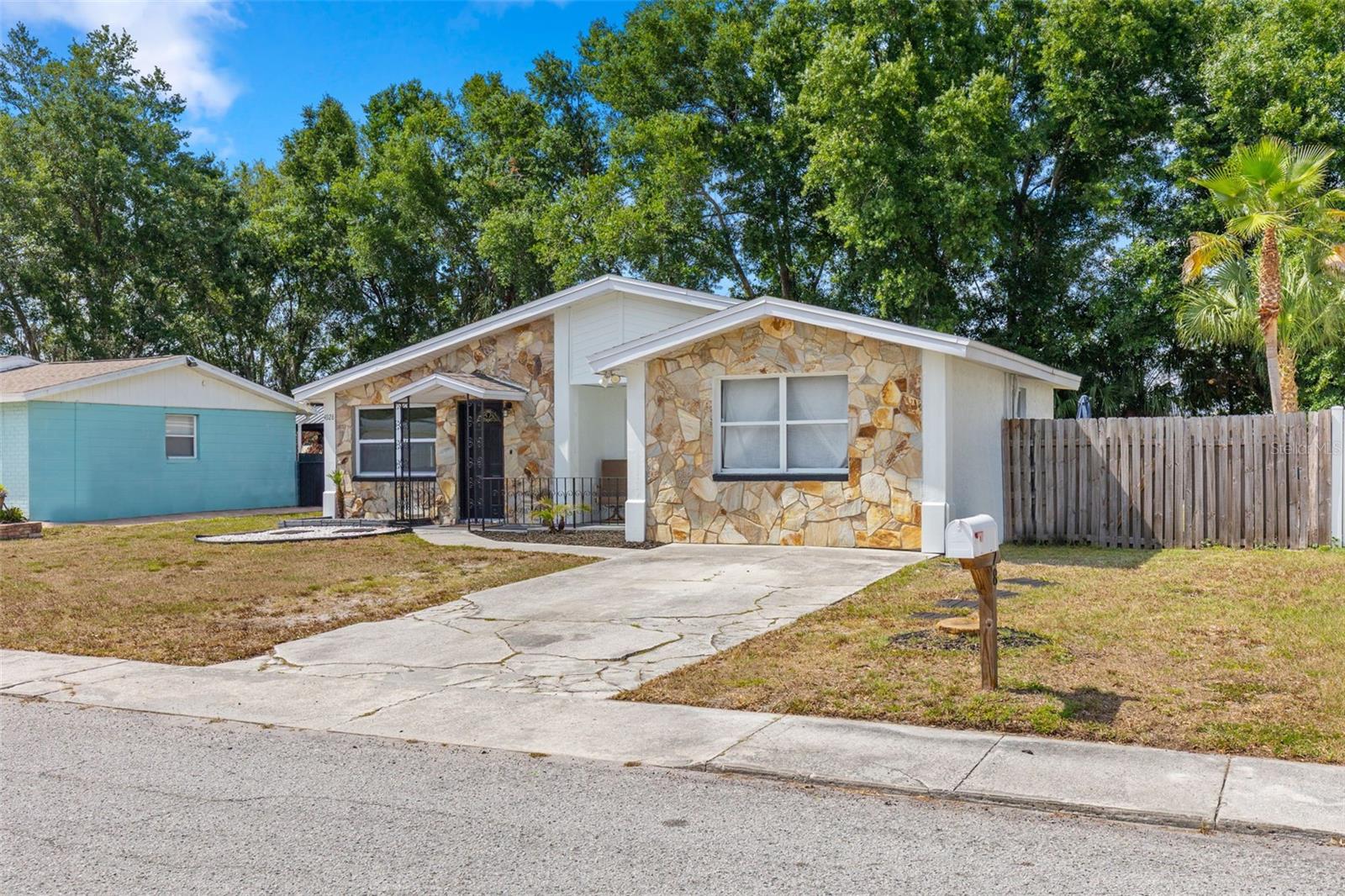4928 STEEL DUST LN, LUTZ, FL, 33559