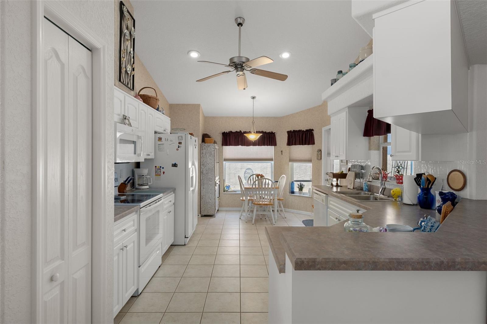 382 ROYAL PALM WAY, SPRING HILL, FL, 34608
