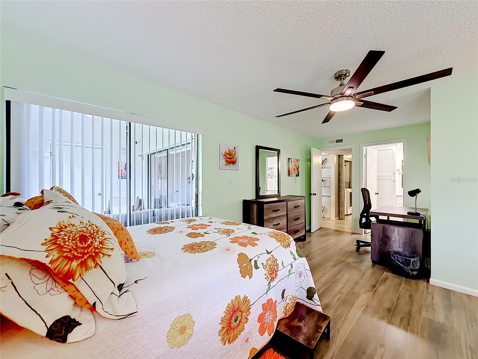 2650 COUNTRYSIDE BLVD #E103, CLEARWATER, FL, 33761