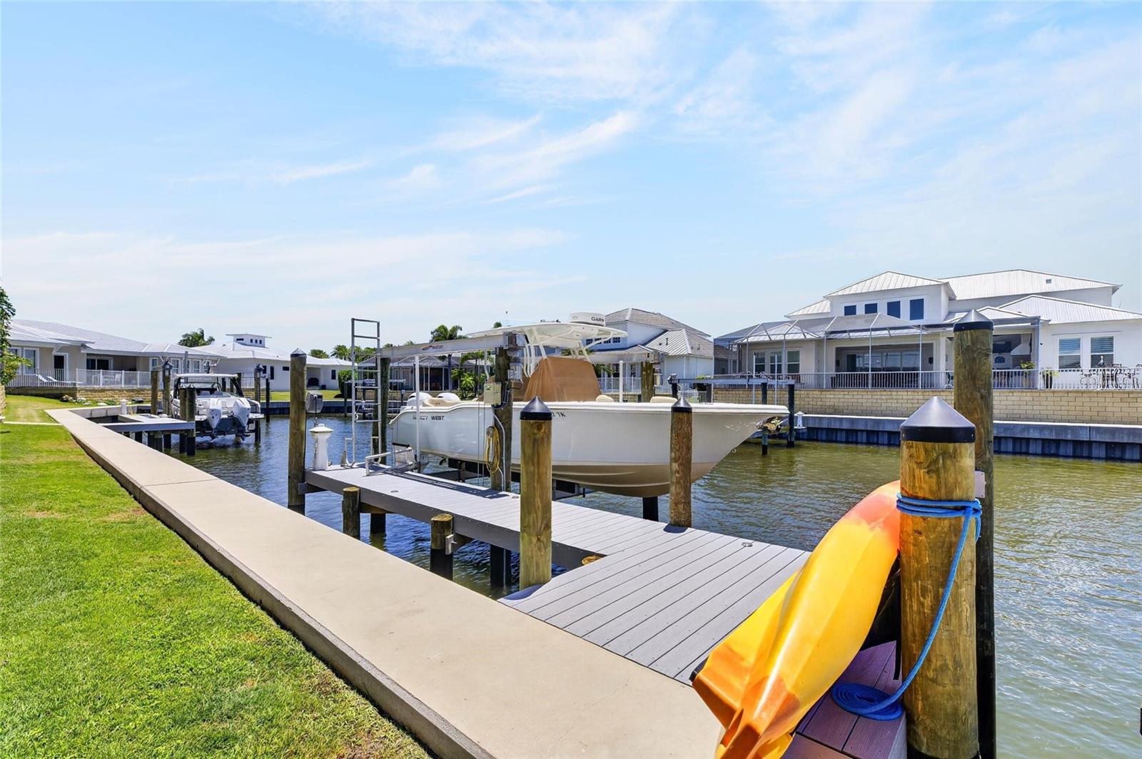 5704 TYBEE ISLAND DR, APOLLO BEACH, FL, 33572
