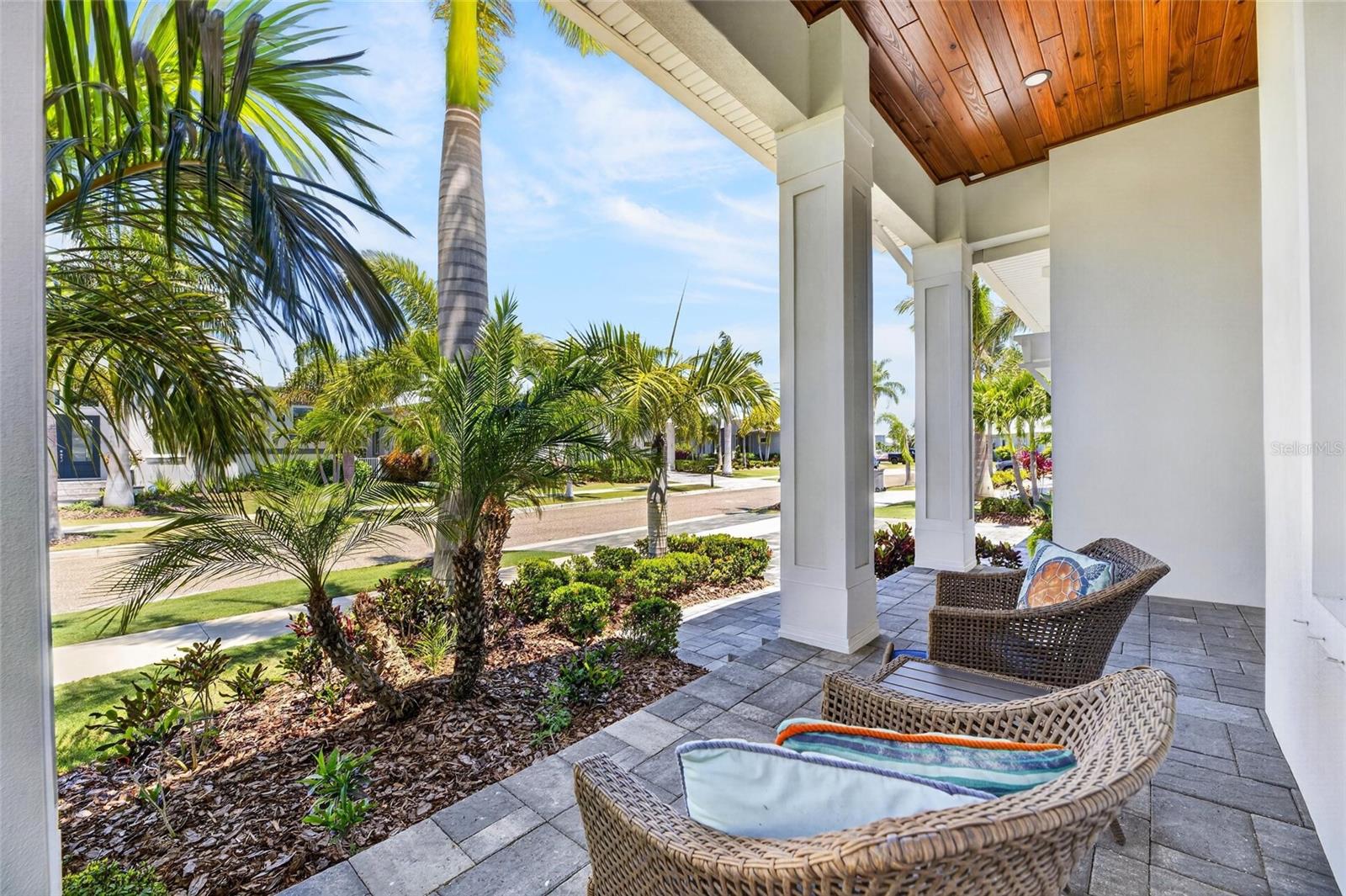 5704 TYBEE ISLAND DR, APOLLO BEACH, FL, 33572