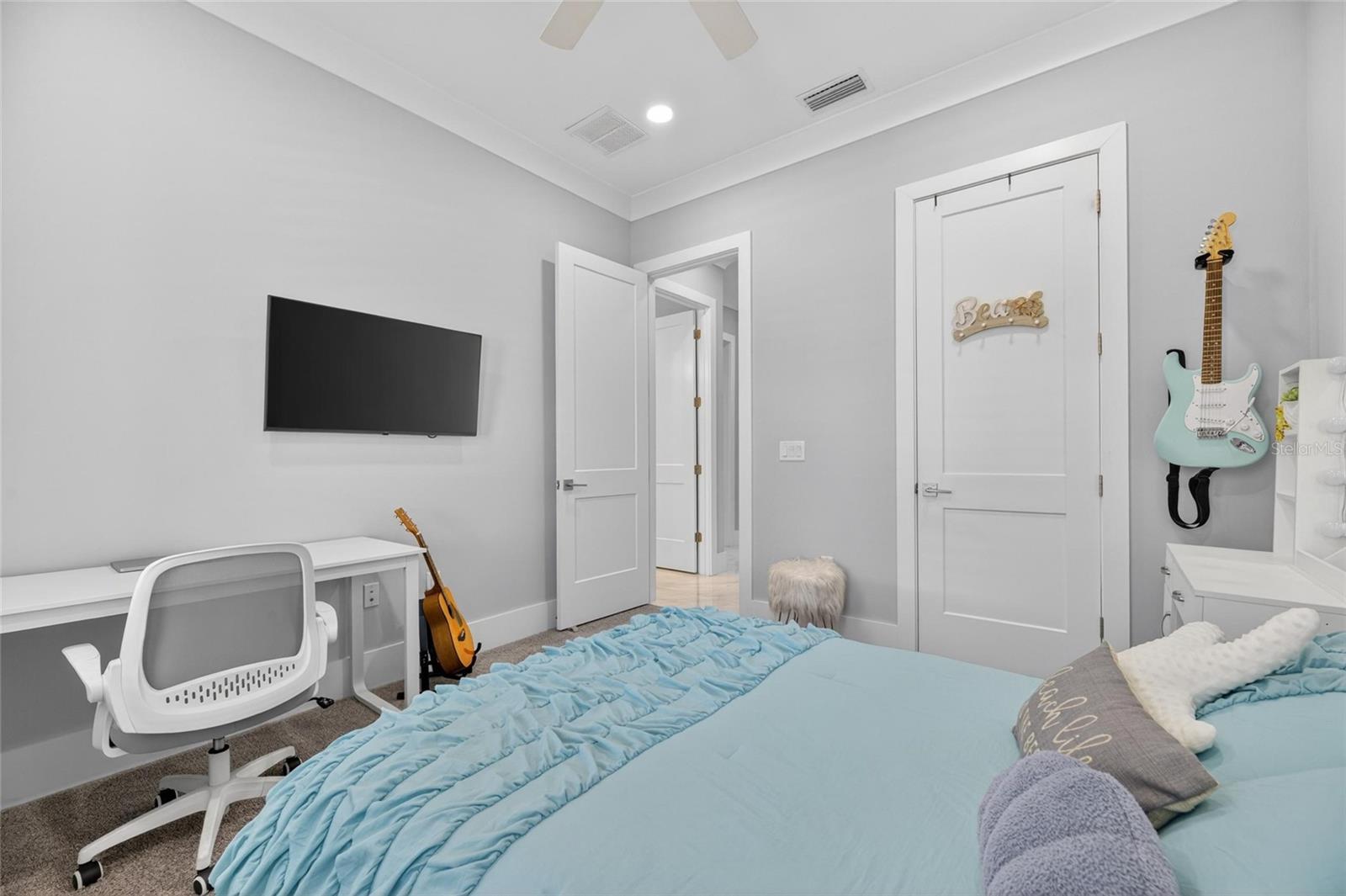 5704 TYBEE ISLAND DR, APOLLO BEACH, FL, 33572