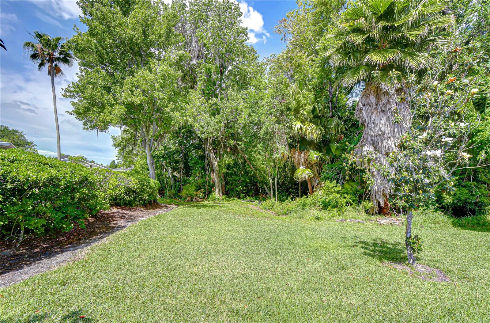 9815 GINGERWOOD DR, TAMPA, FL, 33626