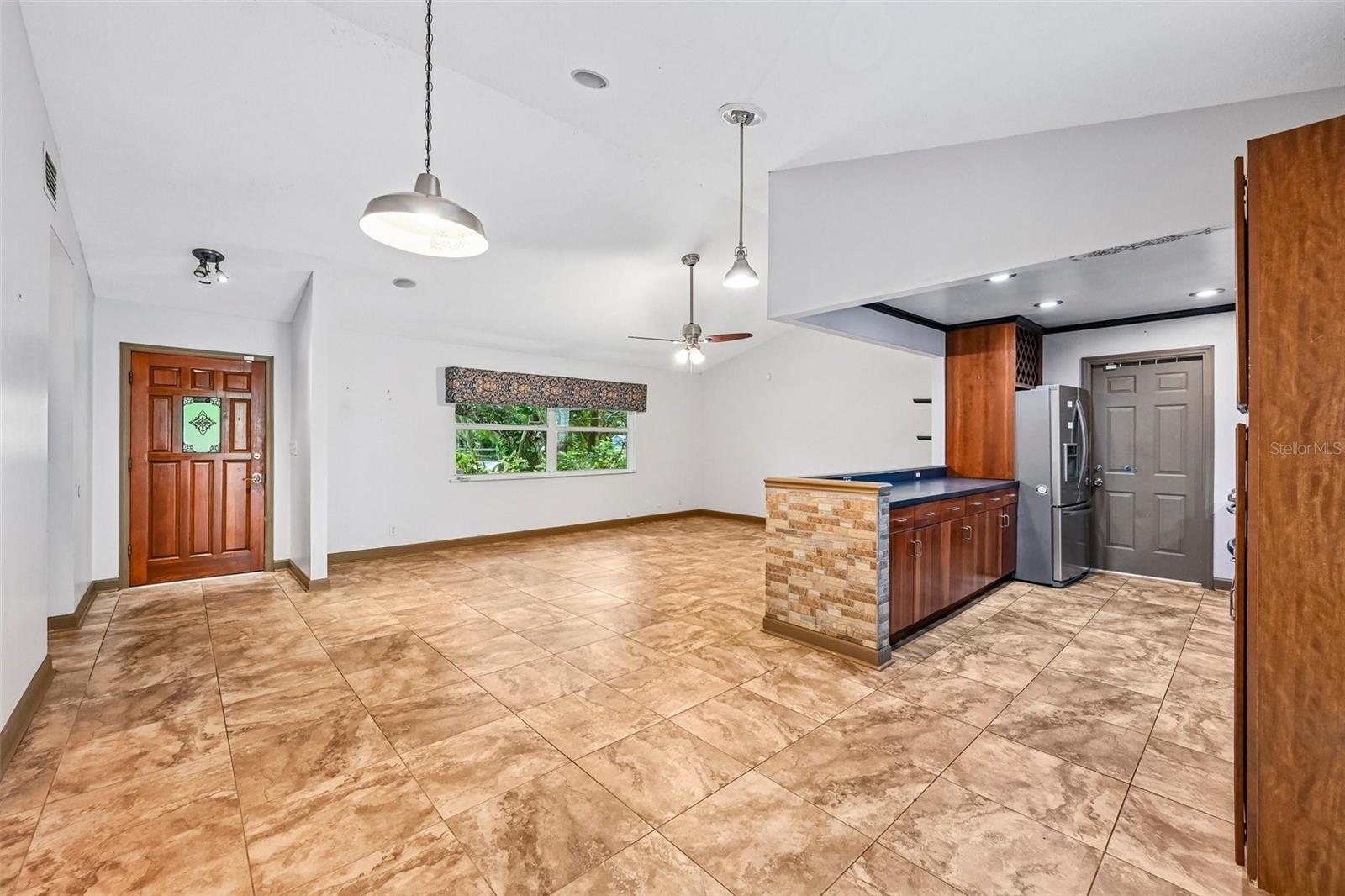 255 SW SALERNO RD, STUART, FL, 34997